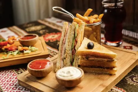 The Craving Guide to the Best Sandwiches Restaurant and the Ultimate Chicken Sandwich