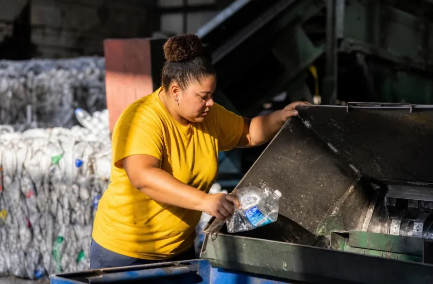 Selling Plastic Scrap From Manufacturing: What Businesses Should Know Before Contacting a Buyer